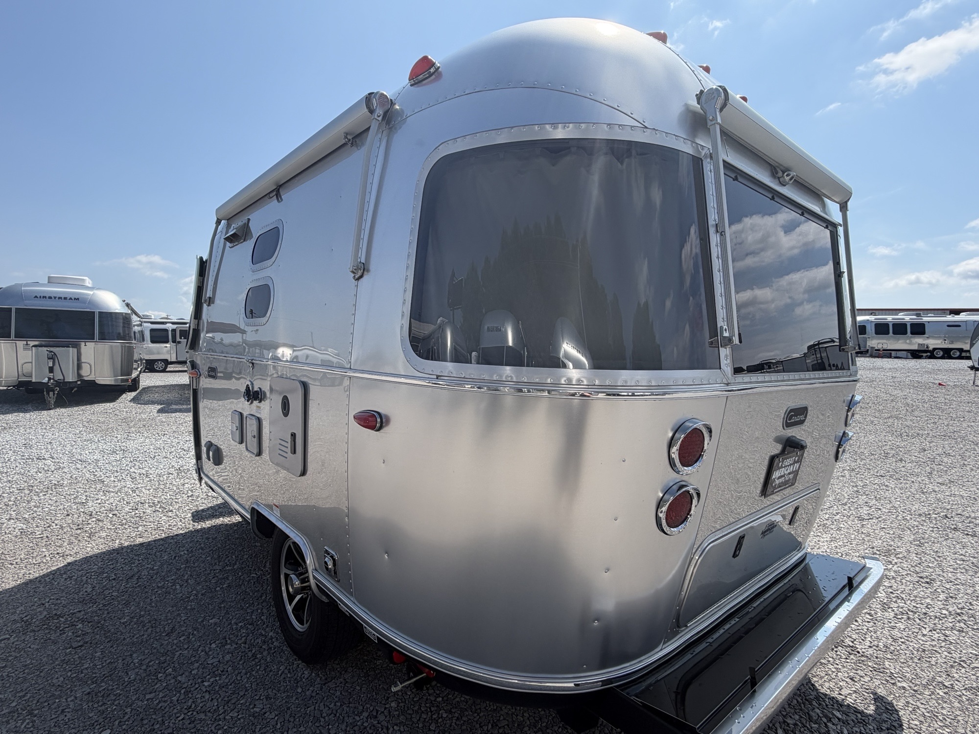 2027 AIRSTREAM CARAVEL 16RB - Image 19