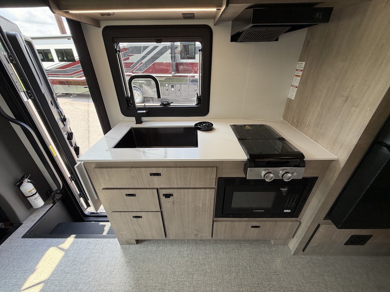 2027 Grand Design Lineage Series M 25FW - Image 30
