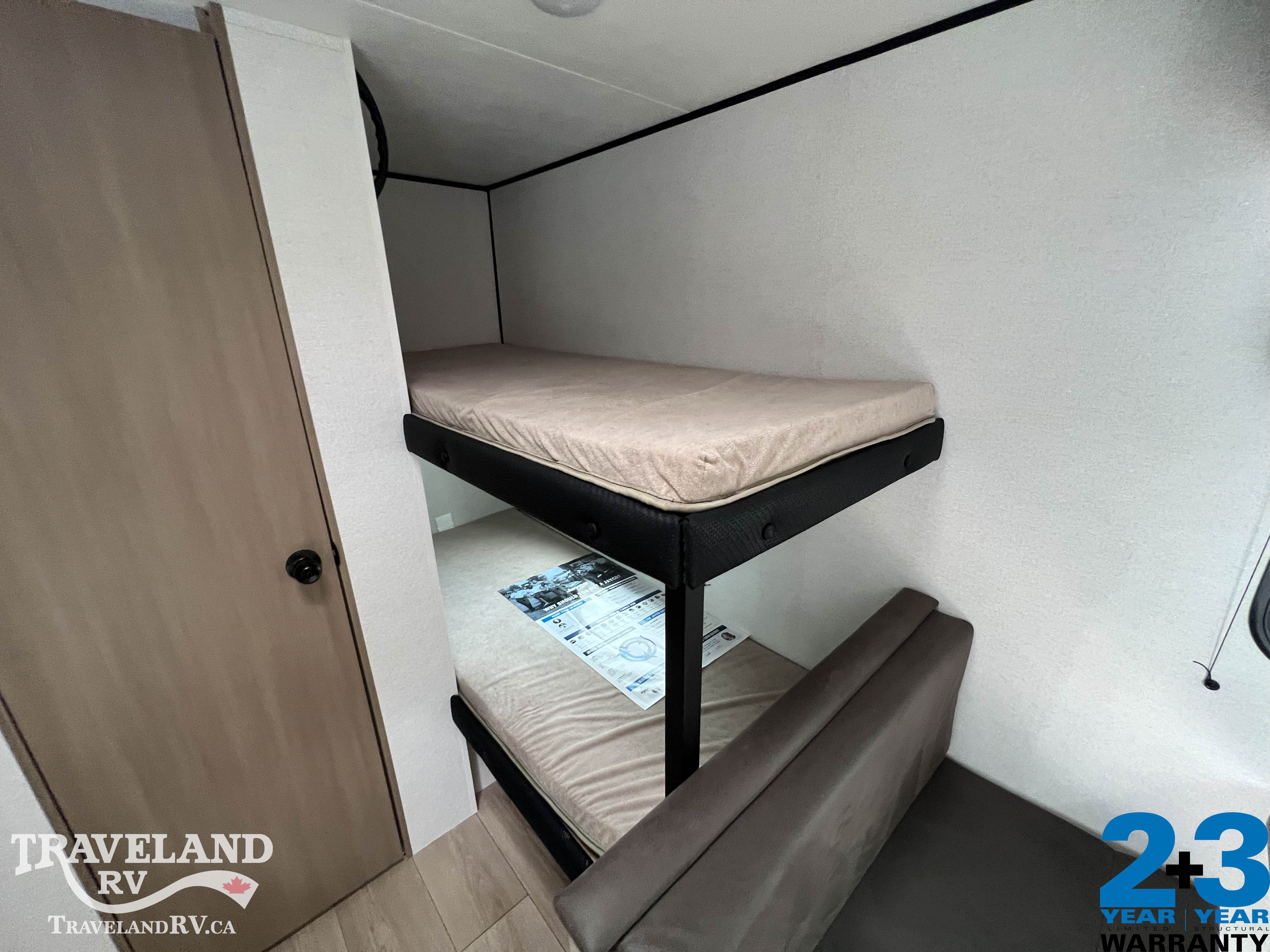 2027 Jayco Jay Feather Air SL 17BHSL - Image 13
