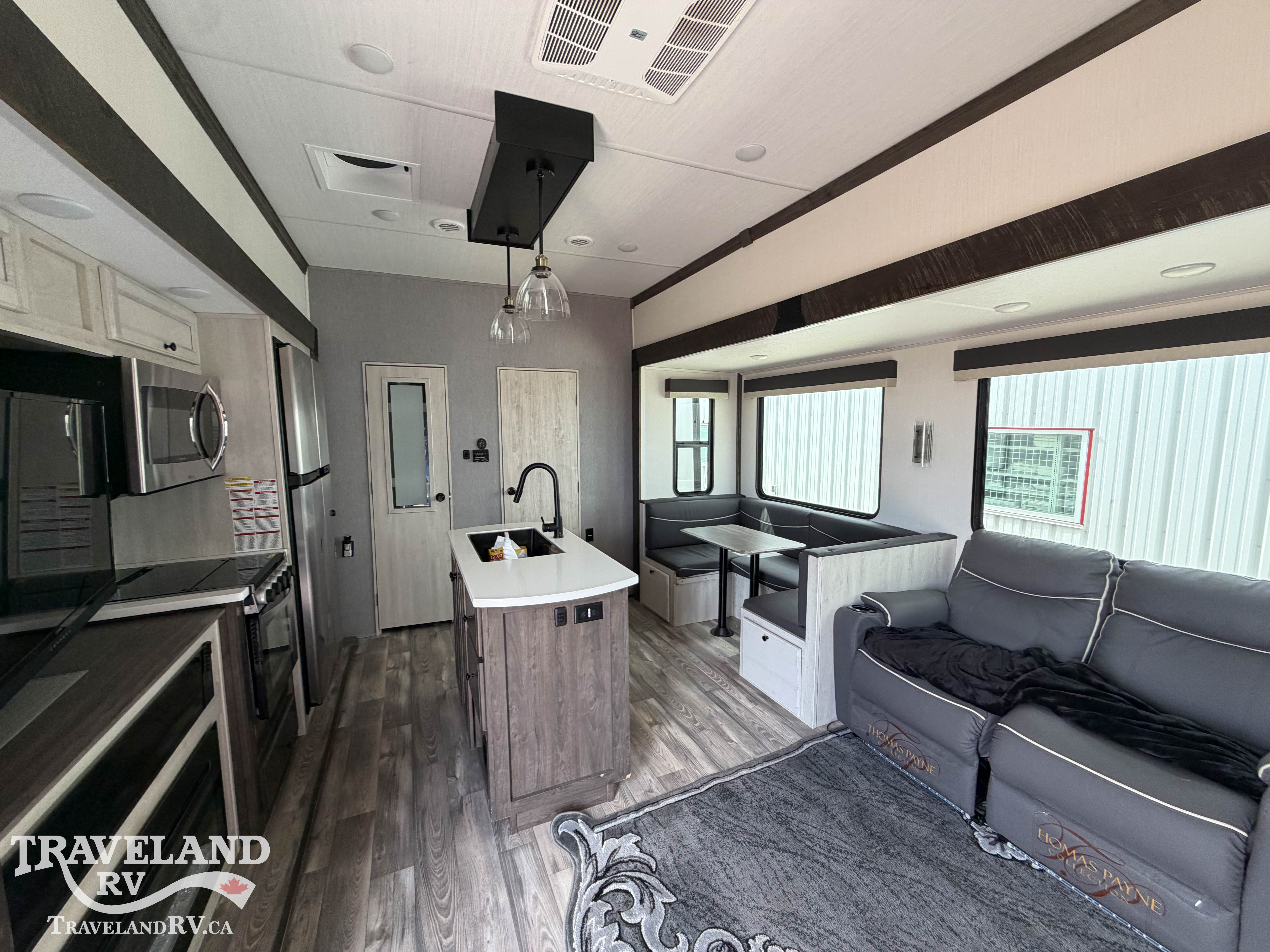 2022 Forest River Cardinal Limited 383BHLE - Image 3
