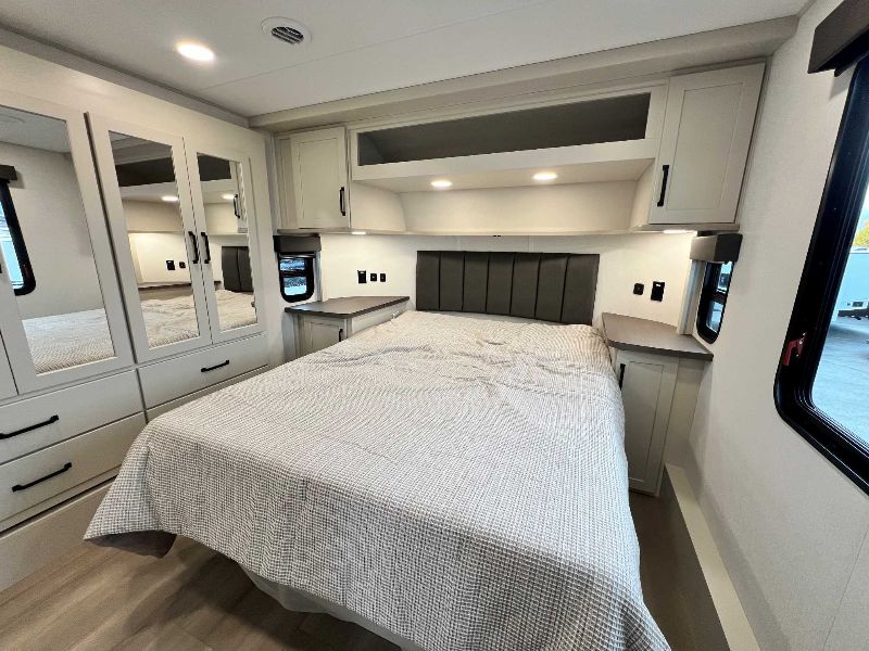 2026 Grand Design Momentum G-Class Fifth Wheel 394G - Image 20