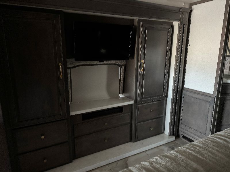 2025 Entegra Coach Cornerstone 45B - Image 18