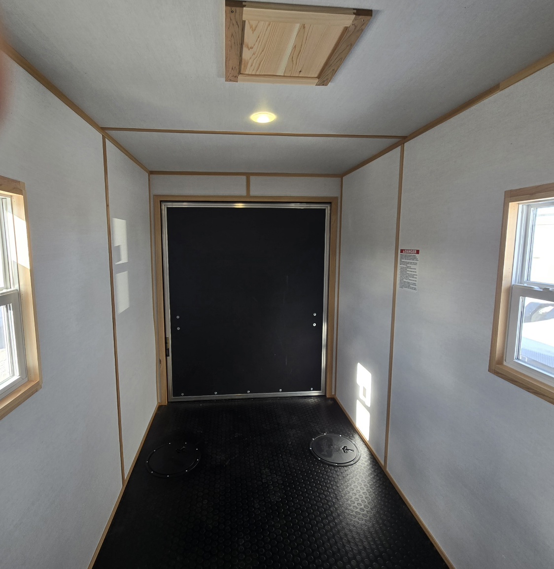 2027 ICE CASTLE JIG AND HAUL 6.5X16 - Image 16