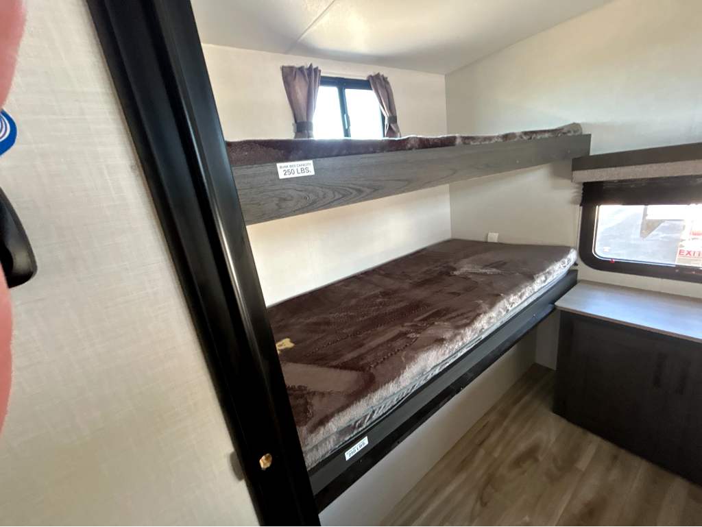 2027 VENTURE RV SIENNA 281VQB - Image 27