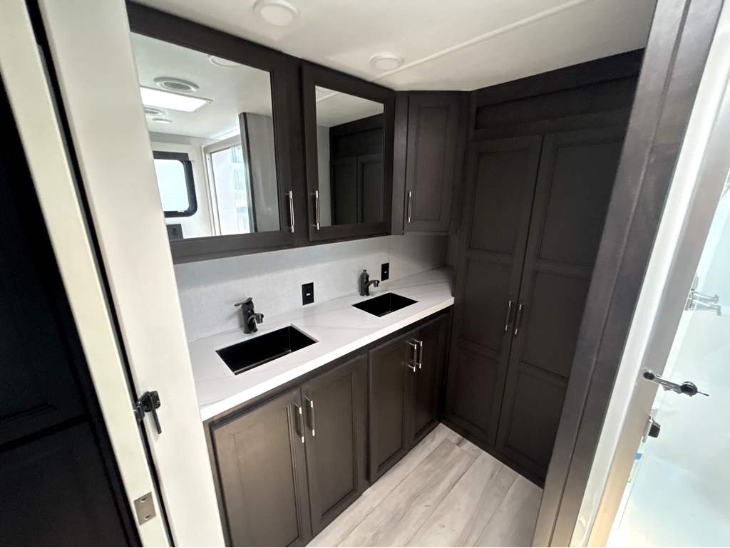 2026 Keystone ALPINE 3820FK - Image 15