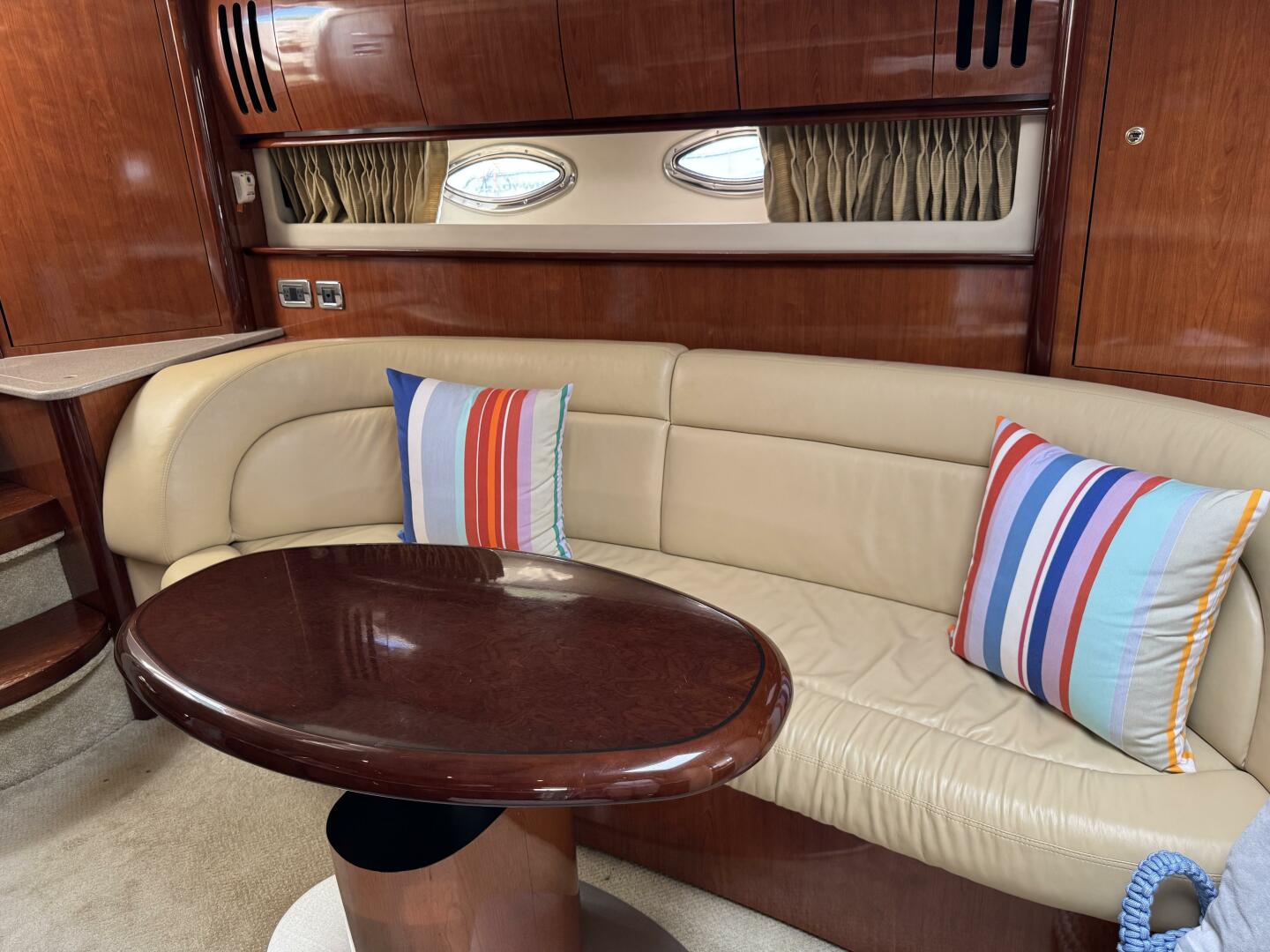 2003 Sea Ray 420 Sundancer - Image 25