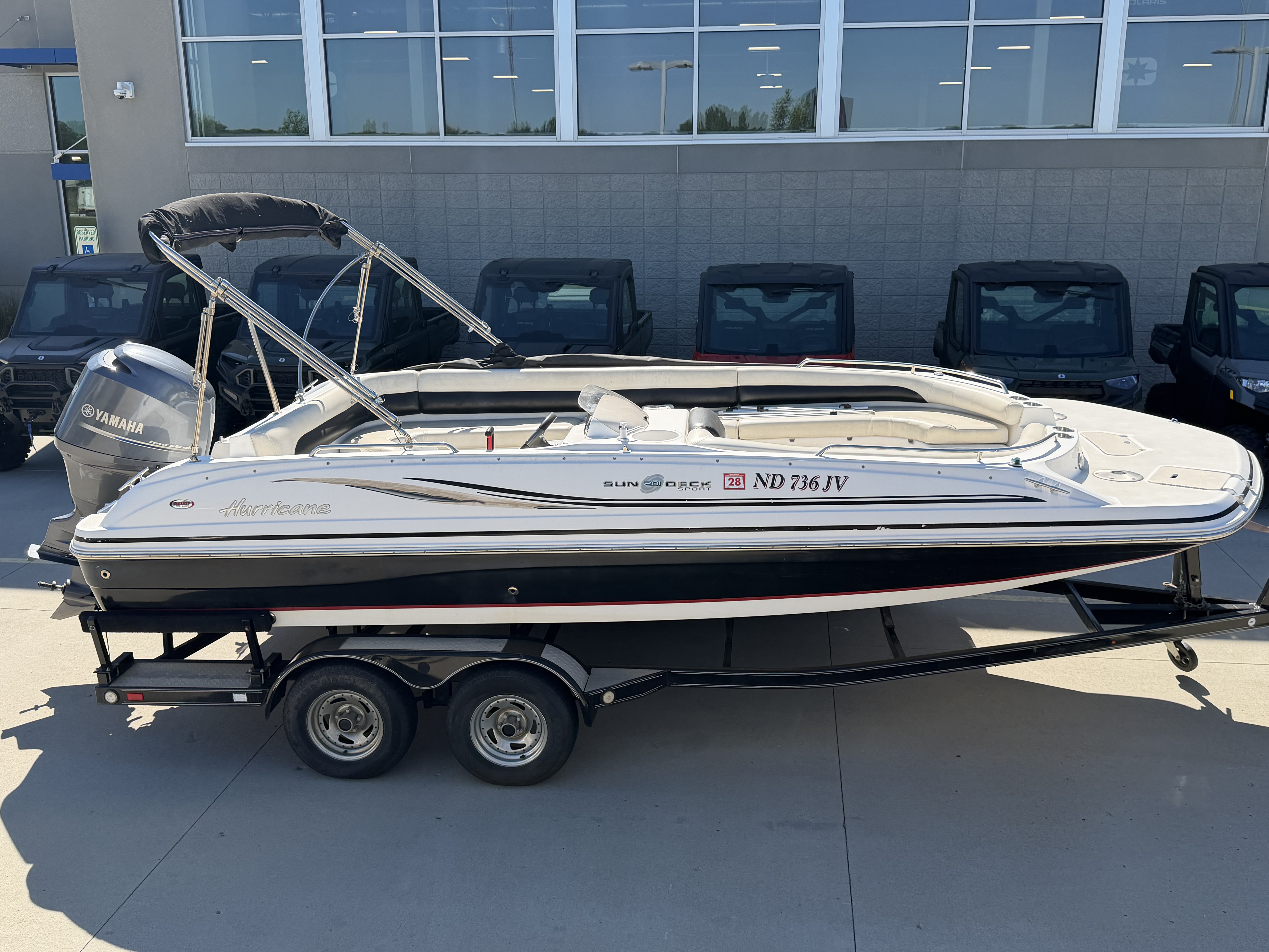 2014 Hurricane Sundeck 201 - Image 3