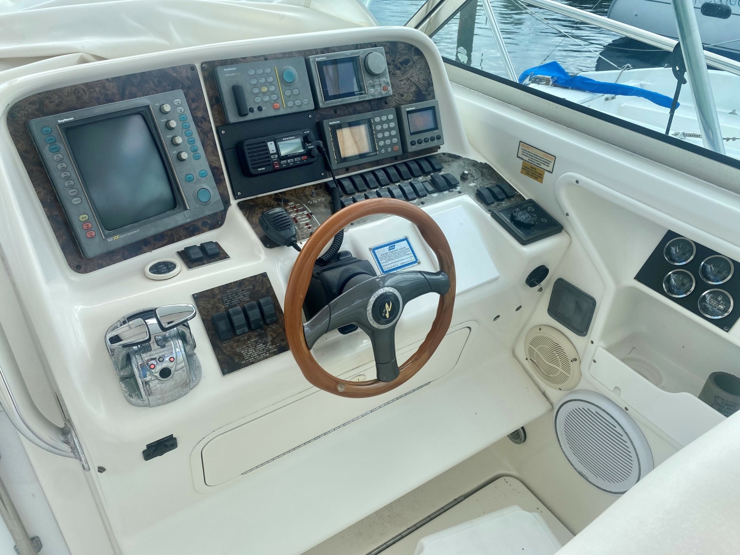 1999 Sea Ray - Image 8