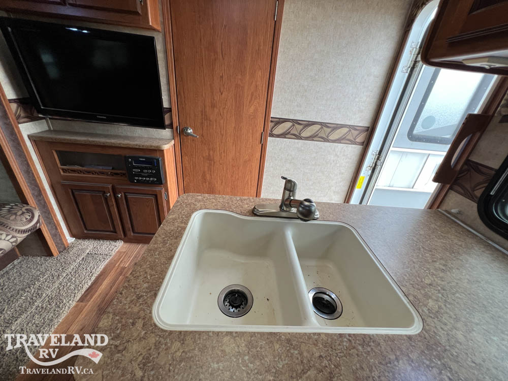 2012 FOREST RIVER SABRE 310TB0K - Image 20