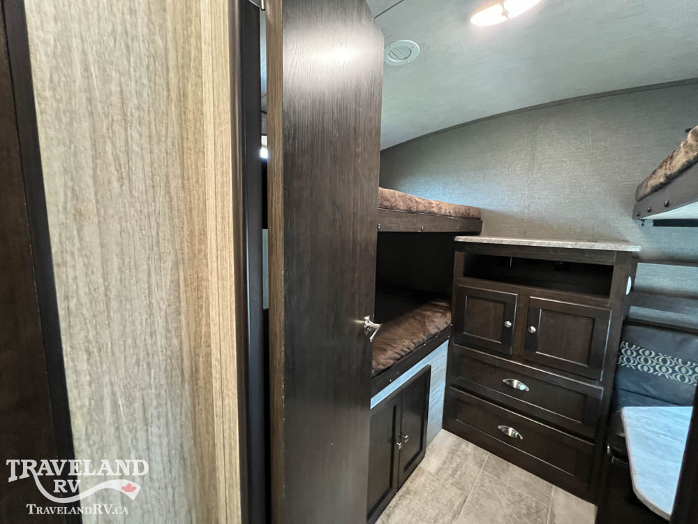 2018 Heartland Sundance XLT SD XLT 291 QB - Image 37