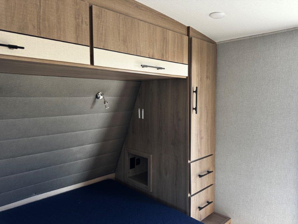 2023 Grand Design Imagine 2910BH - Image 29