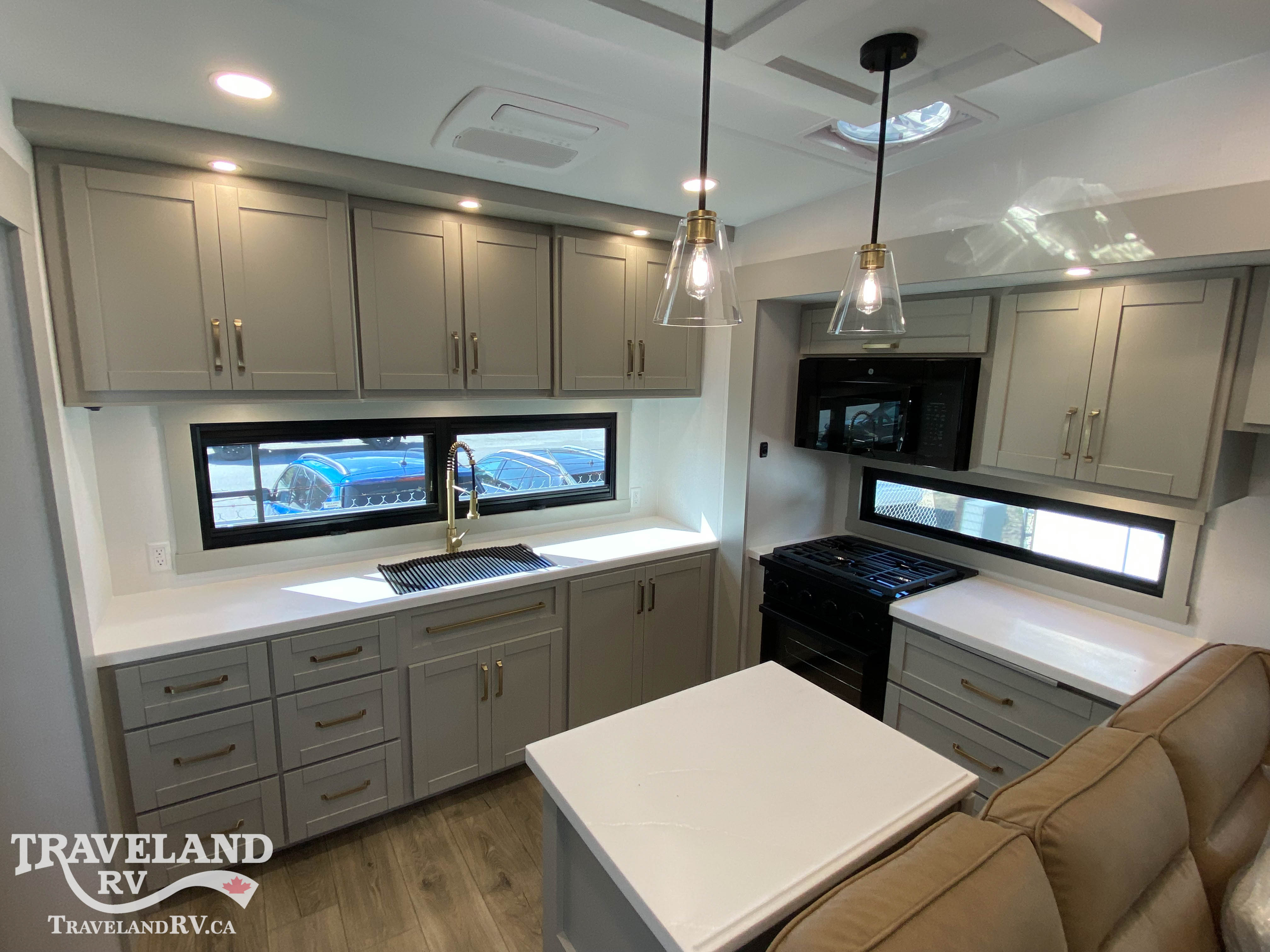 2026 Brinkley RV Model Z 3200 - Image 9