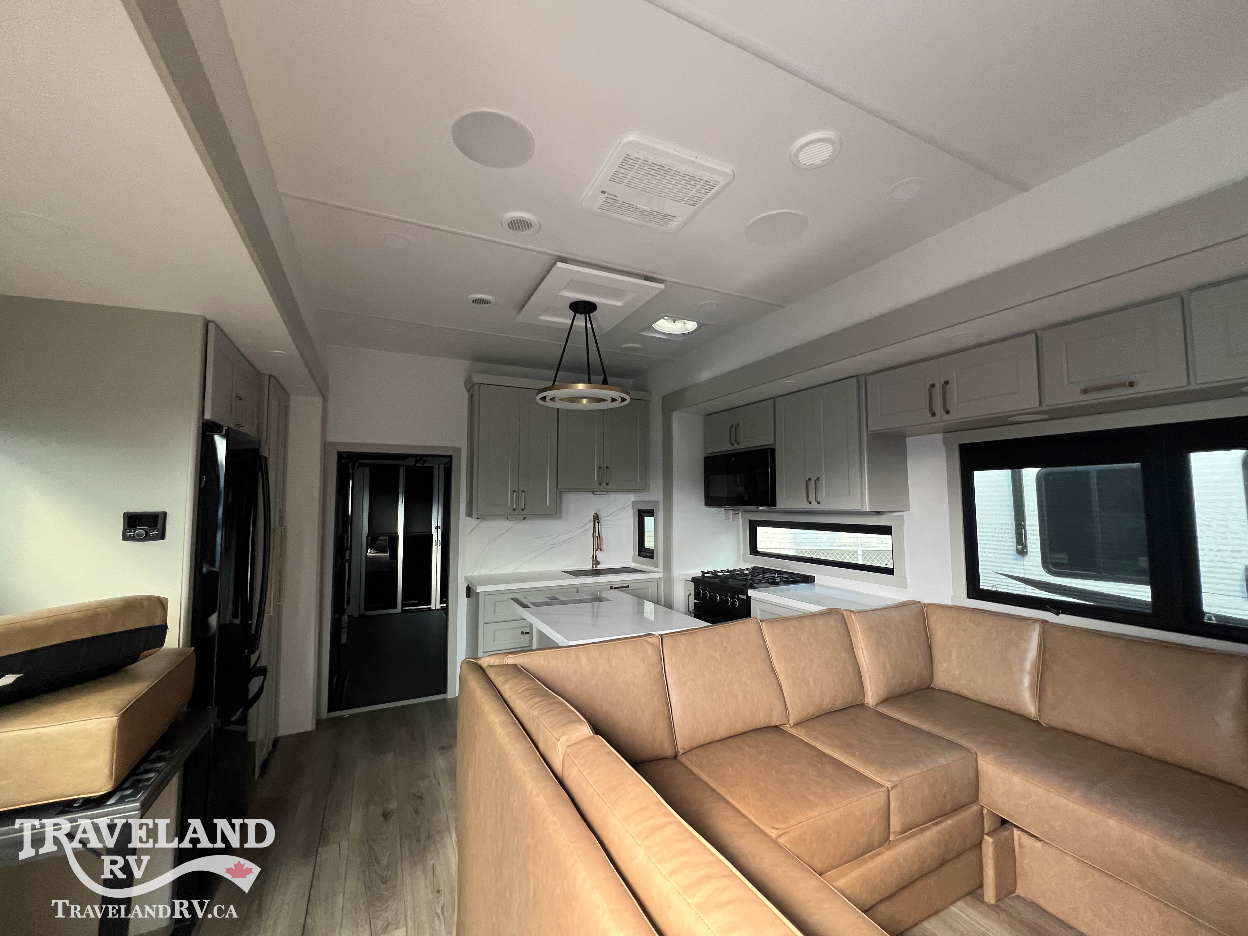 2025 Brinkley RV Model G 3950 - Image 6