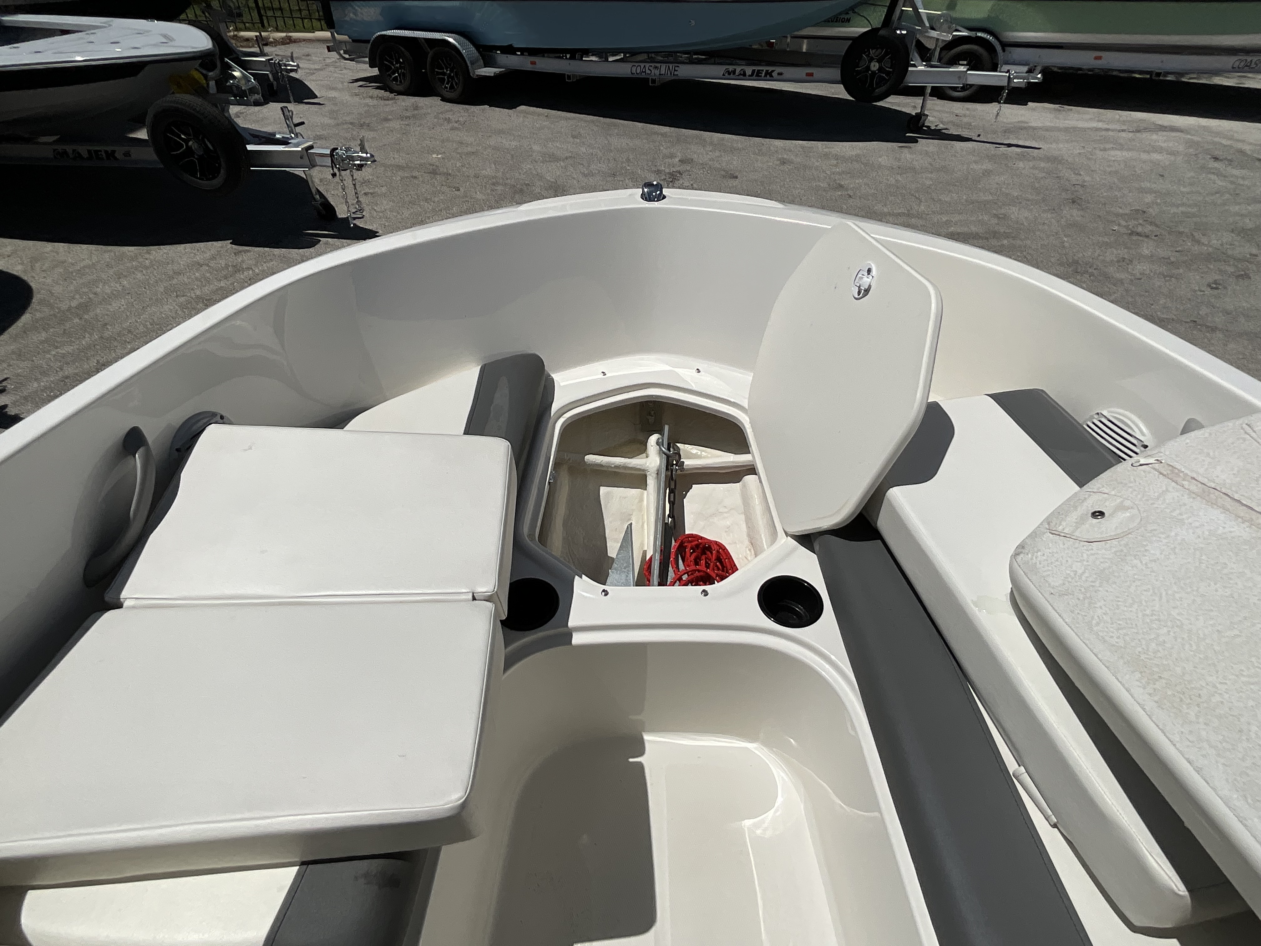 2019 Bayliner E Series Element E16 - Image 18