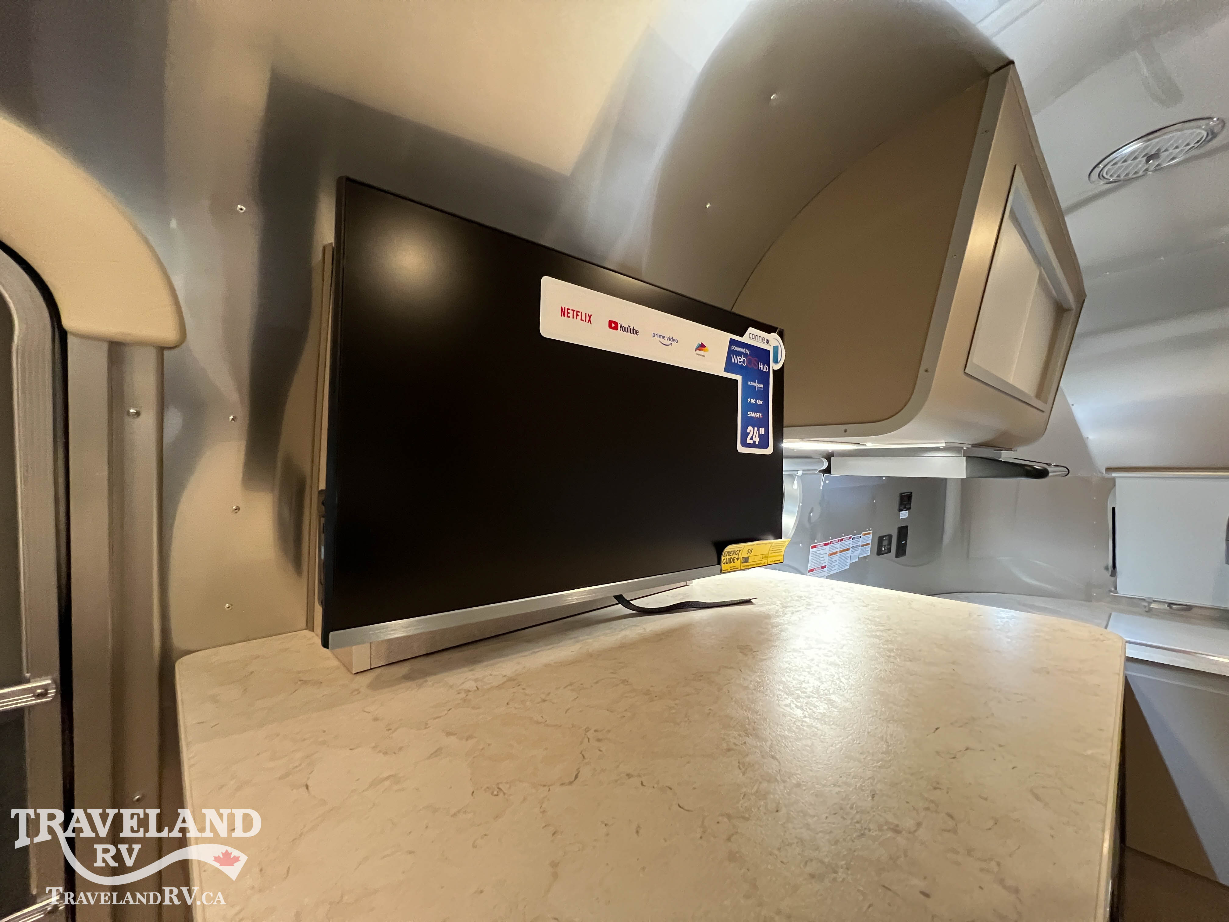2026 Airstream Caravel 20FB - Image 16