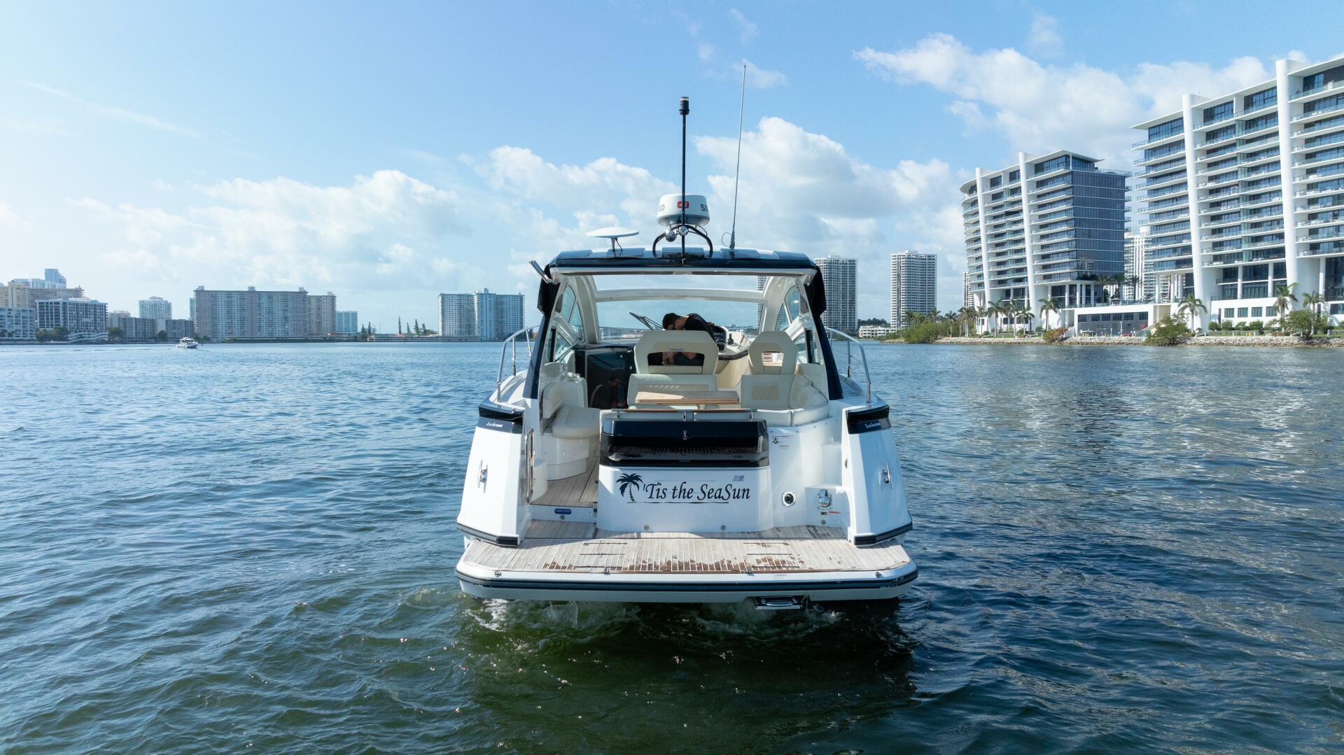 2017 Beneteau Gran Turismo 40 - Image 4