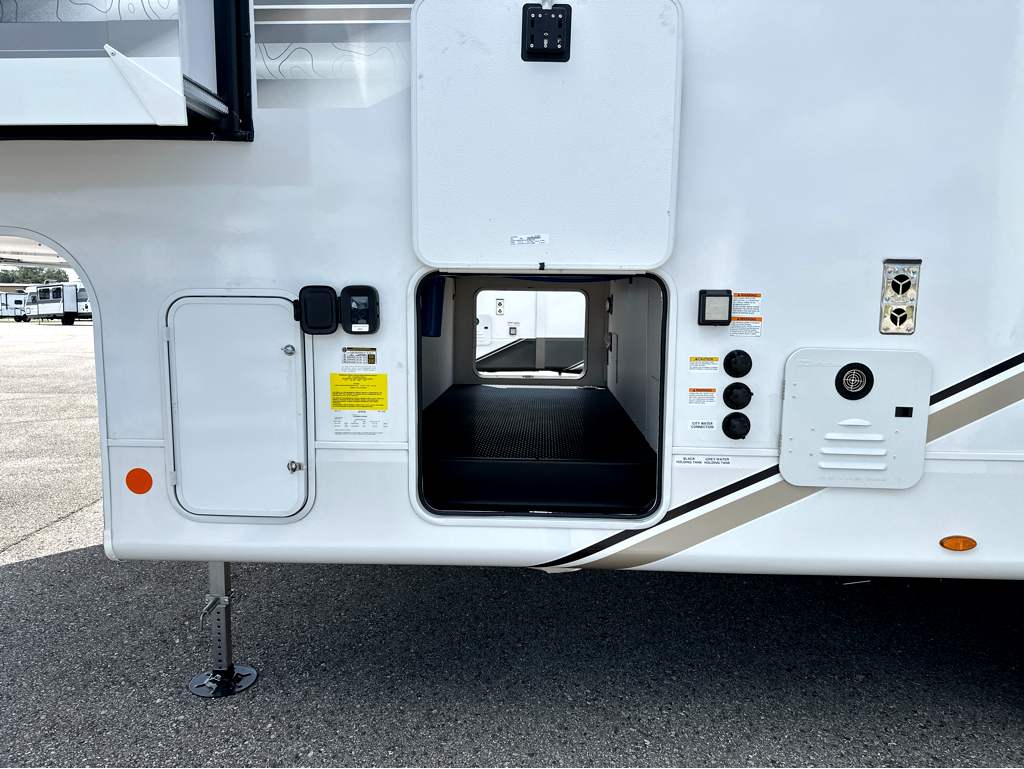 2027 JAYCO EAGLE SLE 24MLE - Image 7