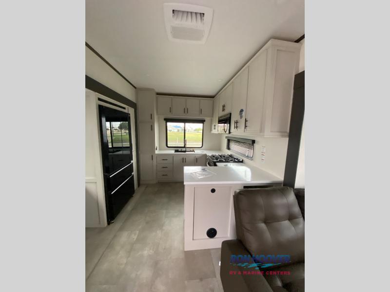 2026 FOREST RIVER 30BAM - Image 6