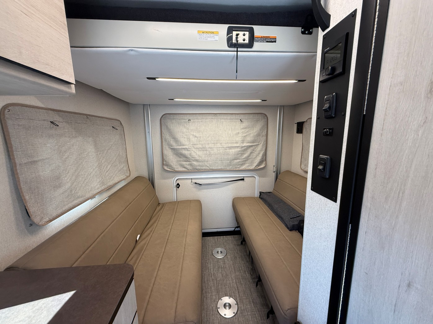 2027 Winnebago Elora 19DC - Image 22