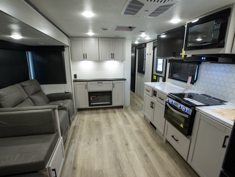 2026 Jayco Jay Feather 29QBH - Image 19