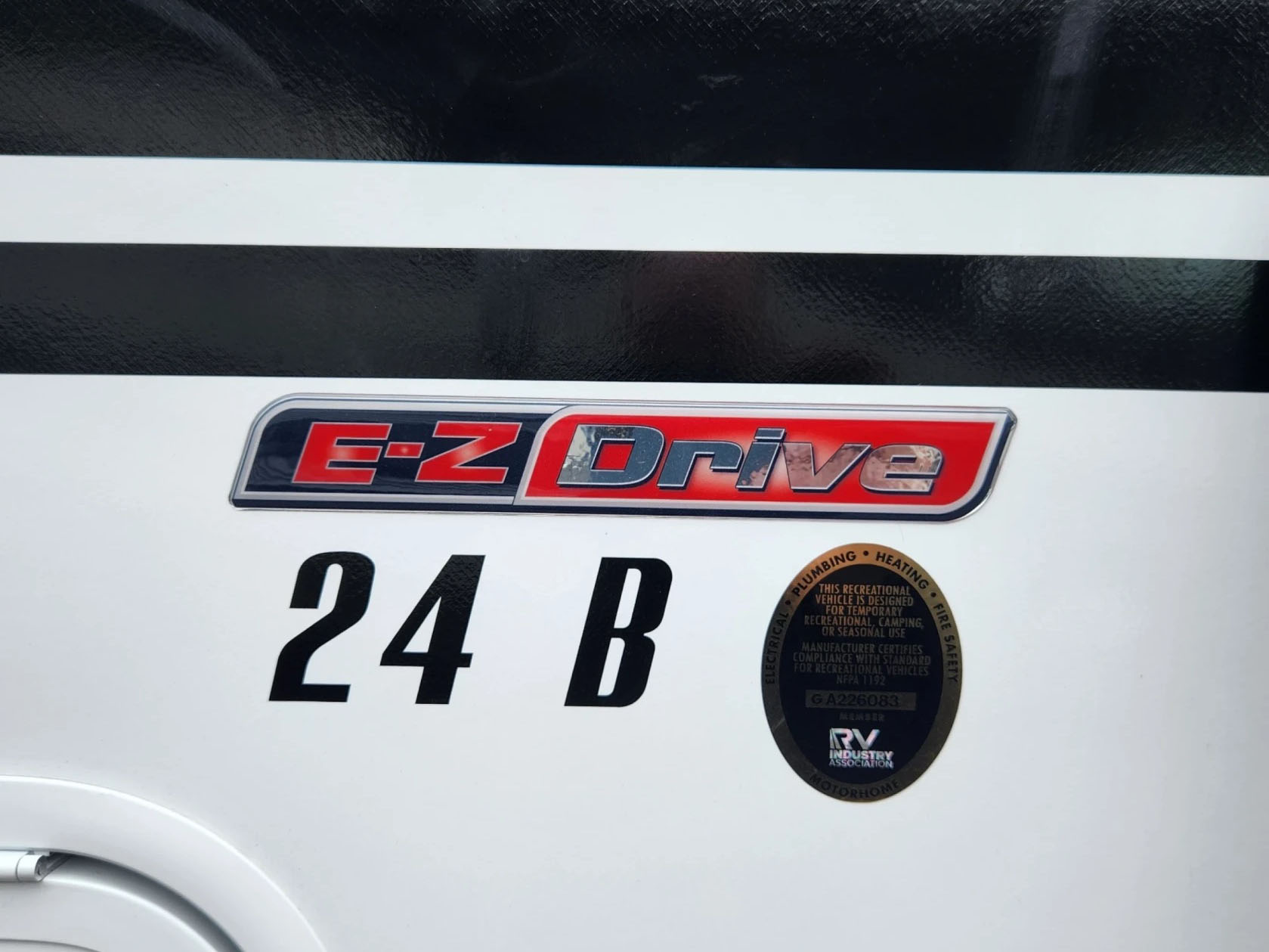 2027 ENTEGRA COACH ODYSSEY 24B - Image 9