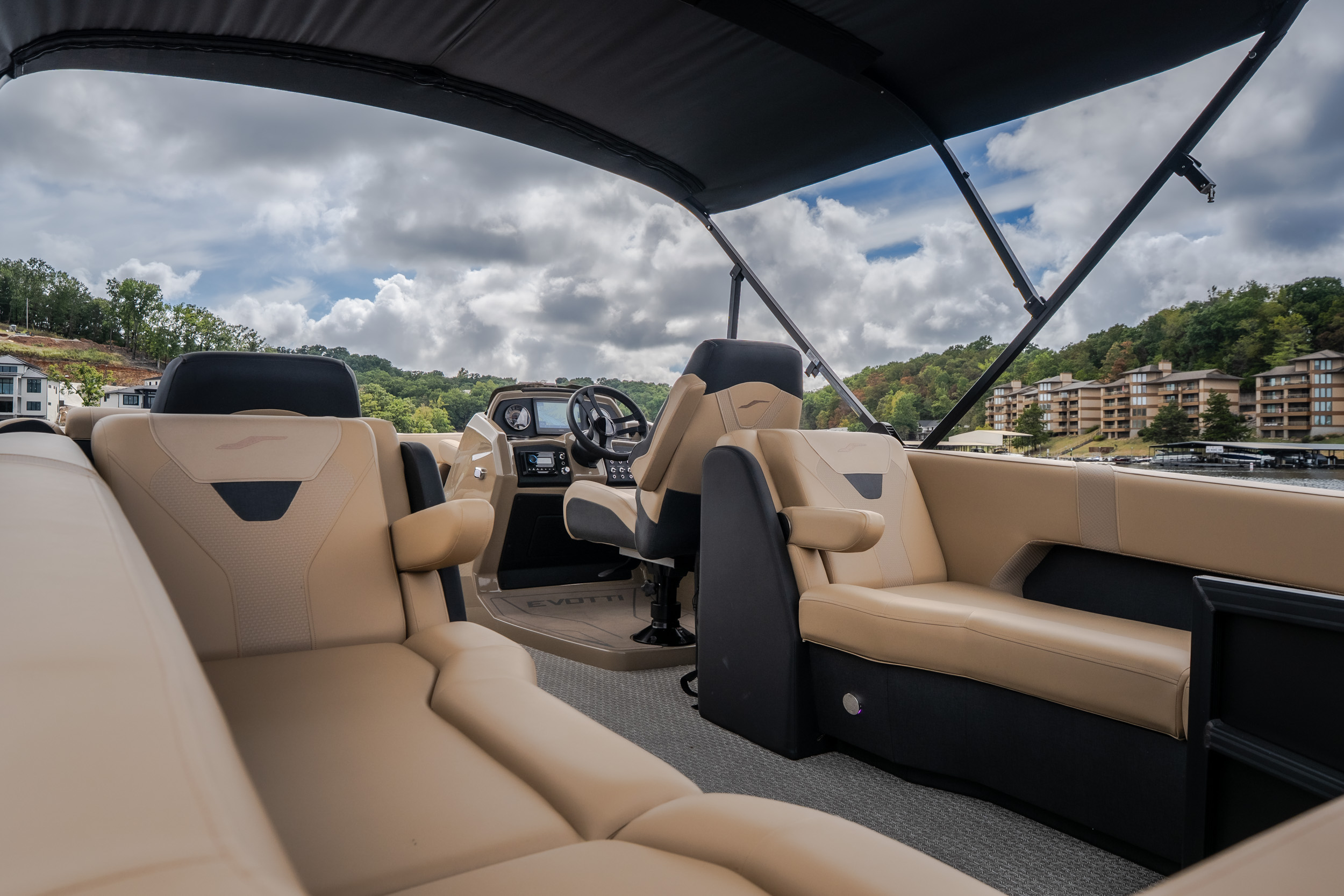 2026 Evotti 525 Quad Lounge - Image 47