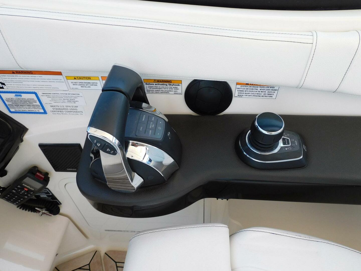 2018 Sea Ray Sundancer 320 - Image 24
