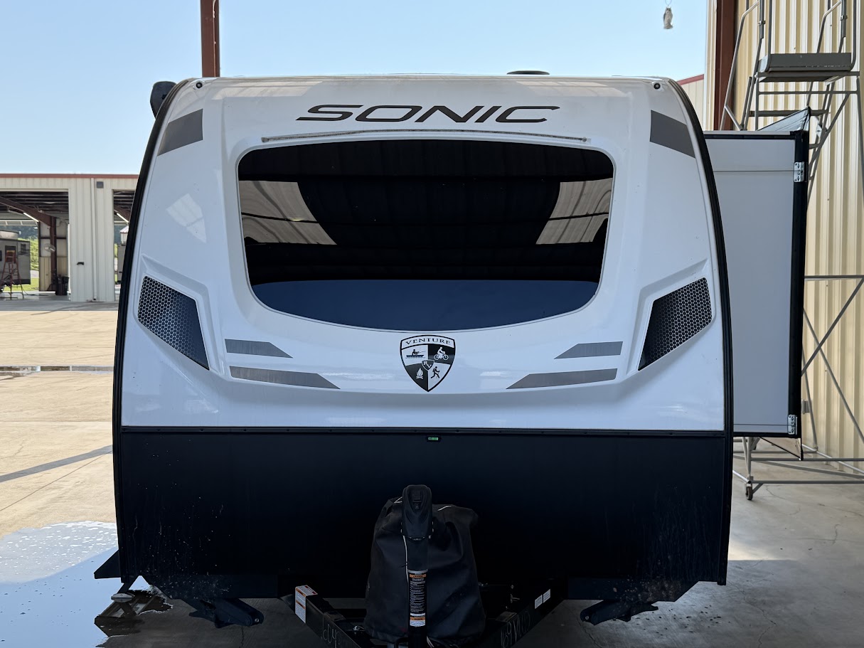 2025 VENTURE RV SONIC 169VUD - Image 2