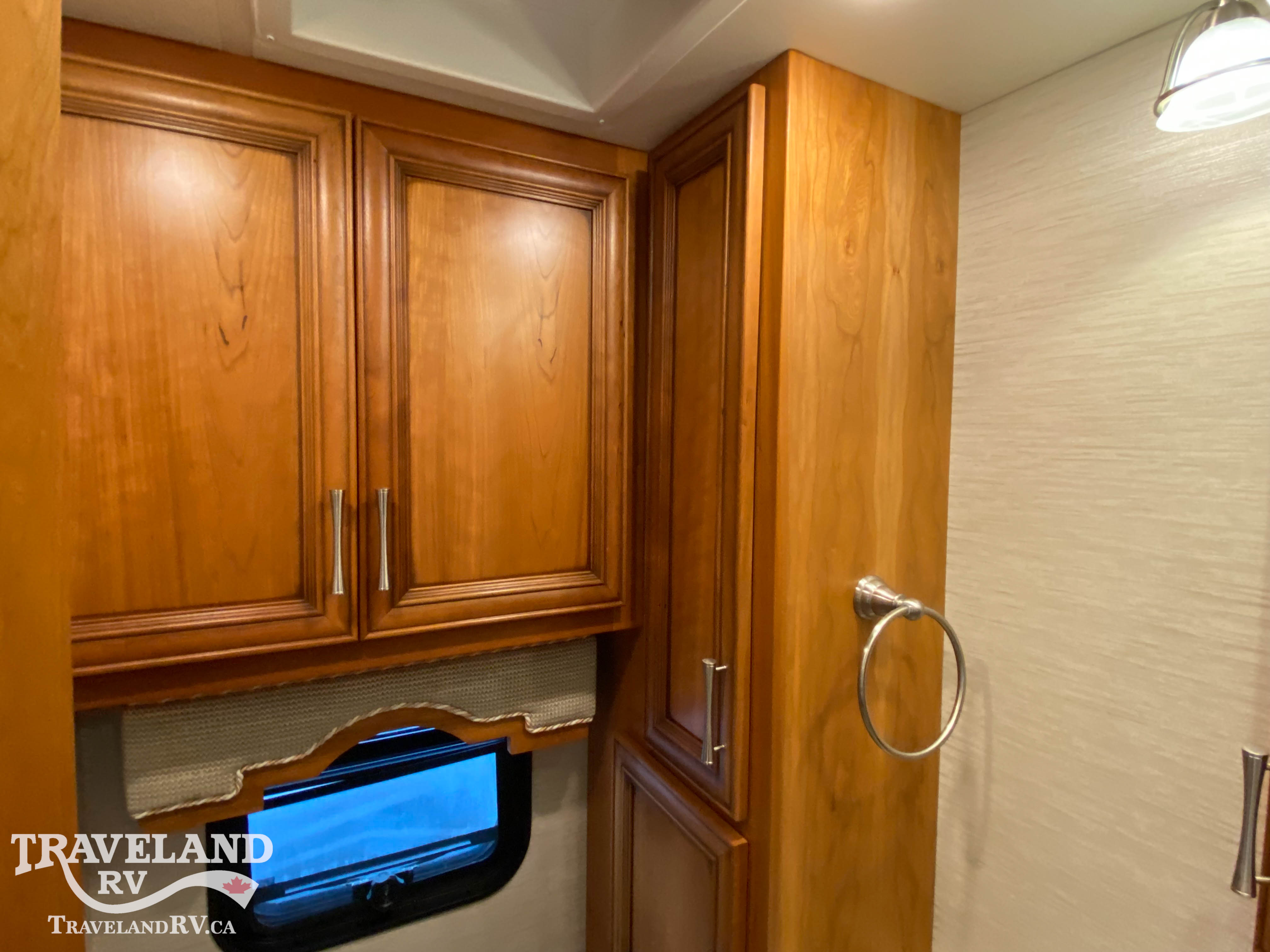 2018 Newmar Ventana 4037 - Image 22