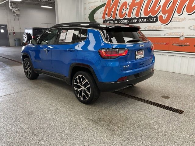 2024 Jeep Compass Utility 4D Limited 4WD - Image 5