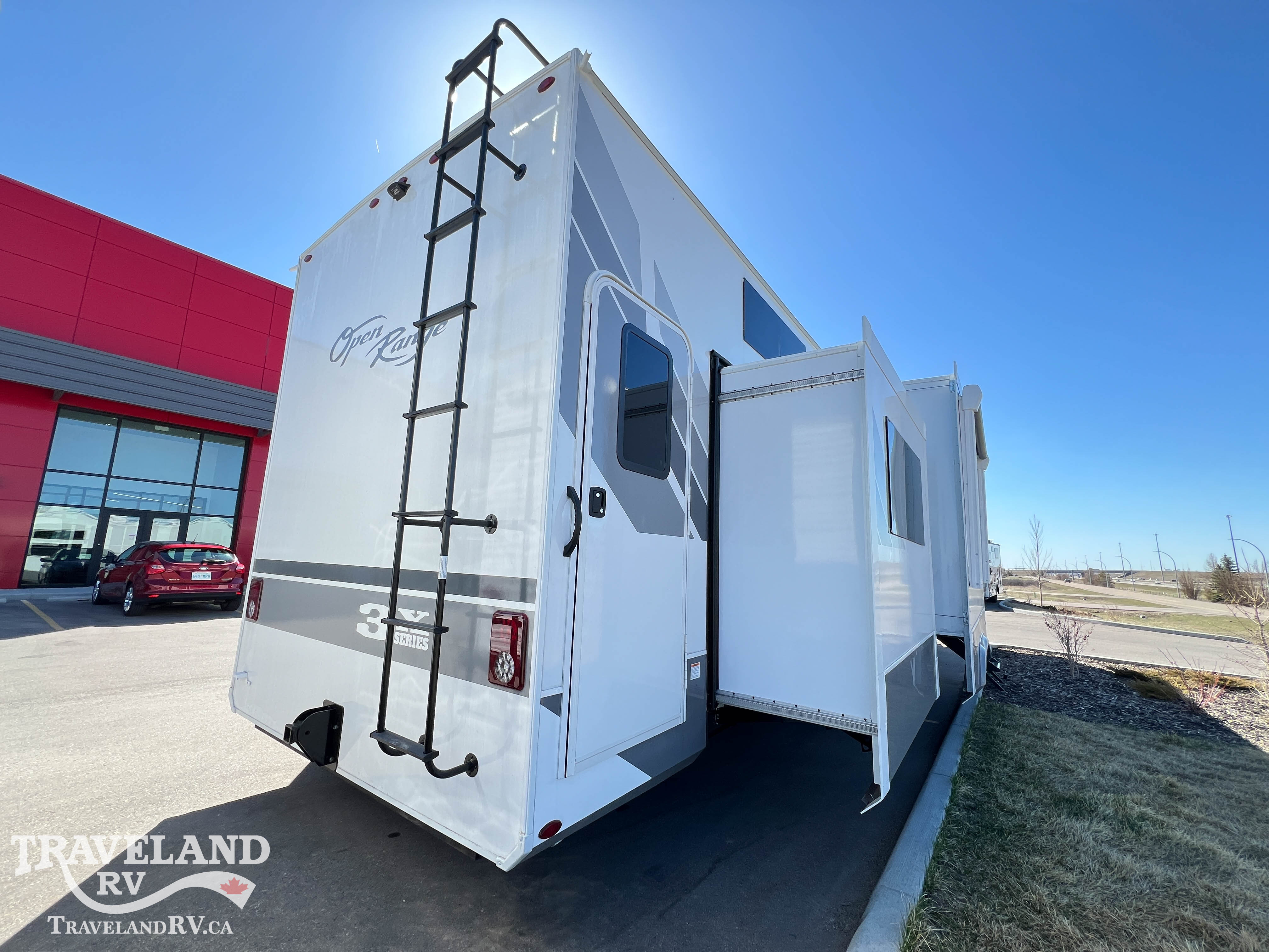 2026 Highland Ridge Open Range 3X 393TBR - Image 8