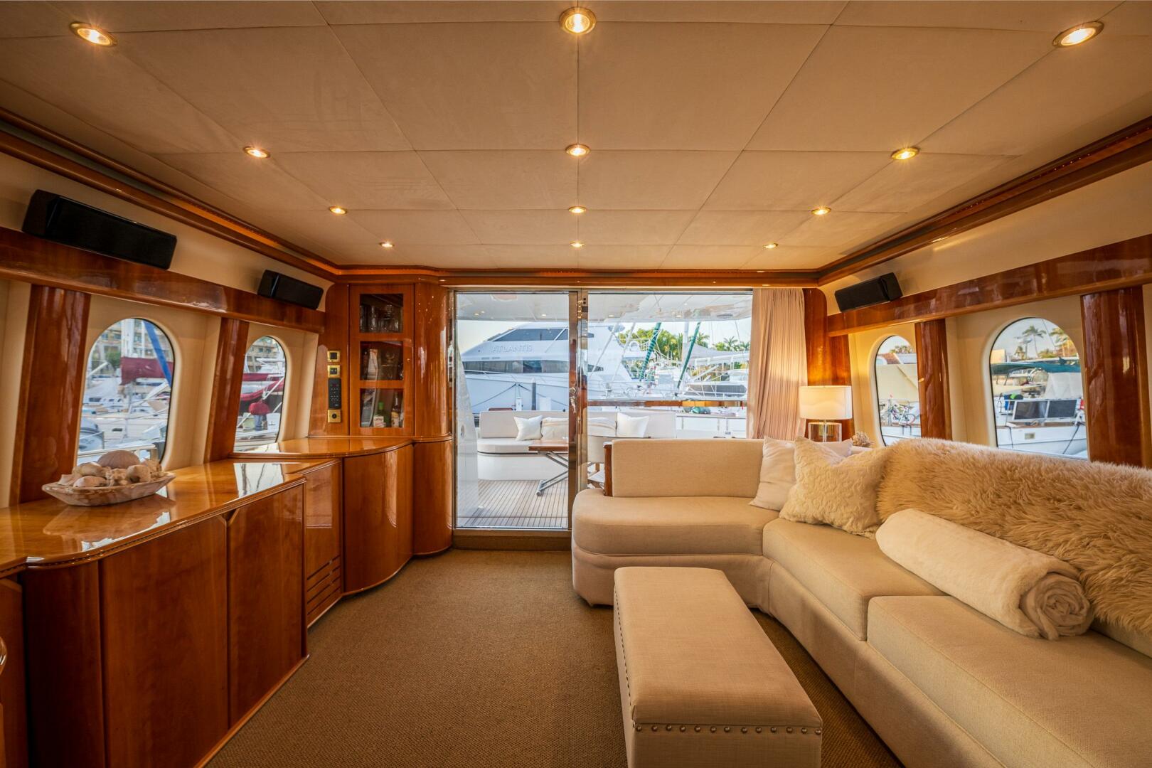2002 Viking Princess 72 Princess Yacht - Image 28
