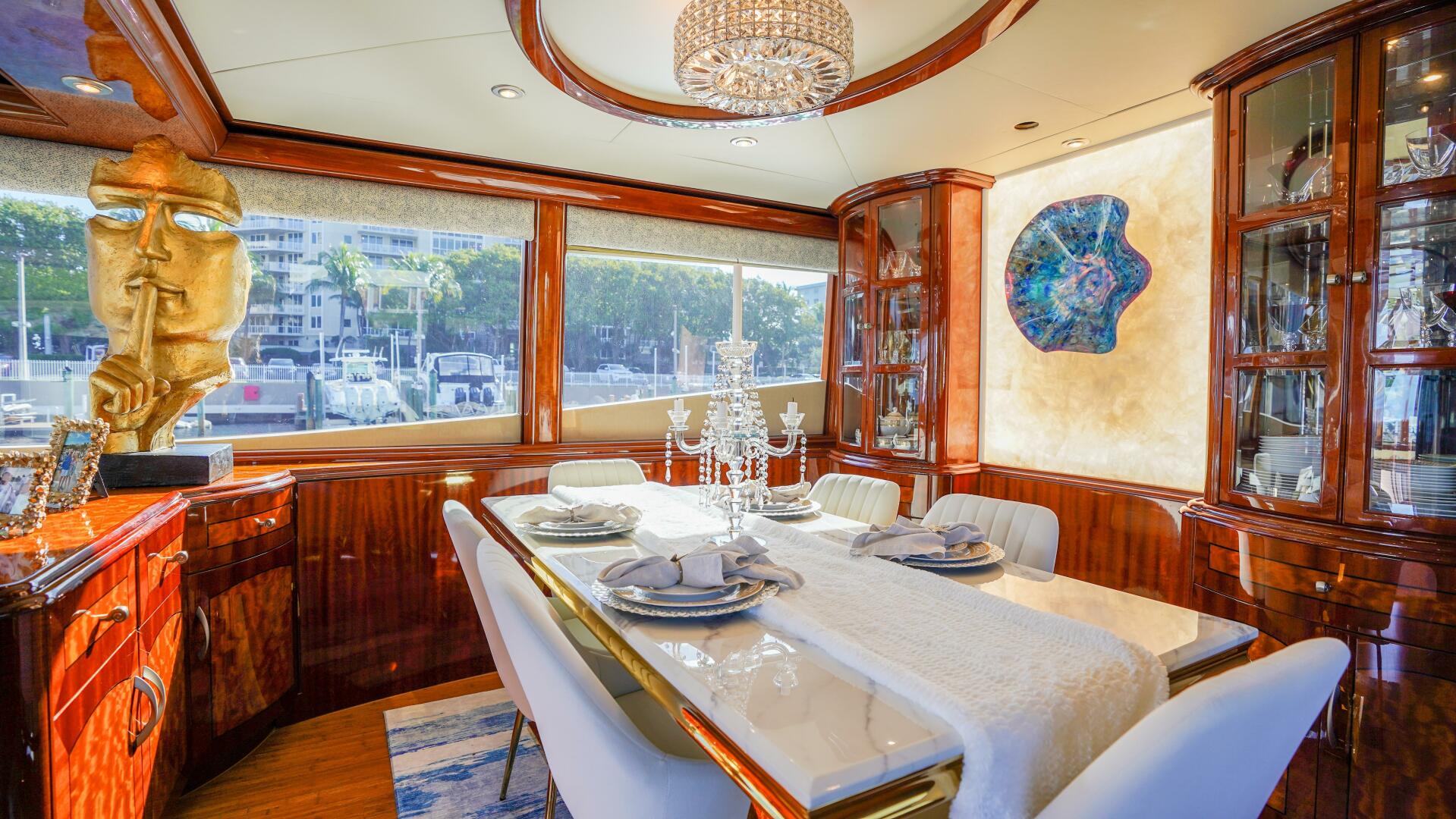 2004 Lazzara Yachts 80 SL - Image 25