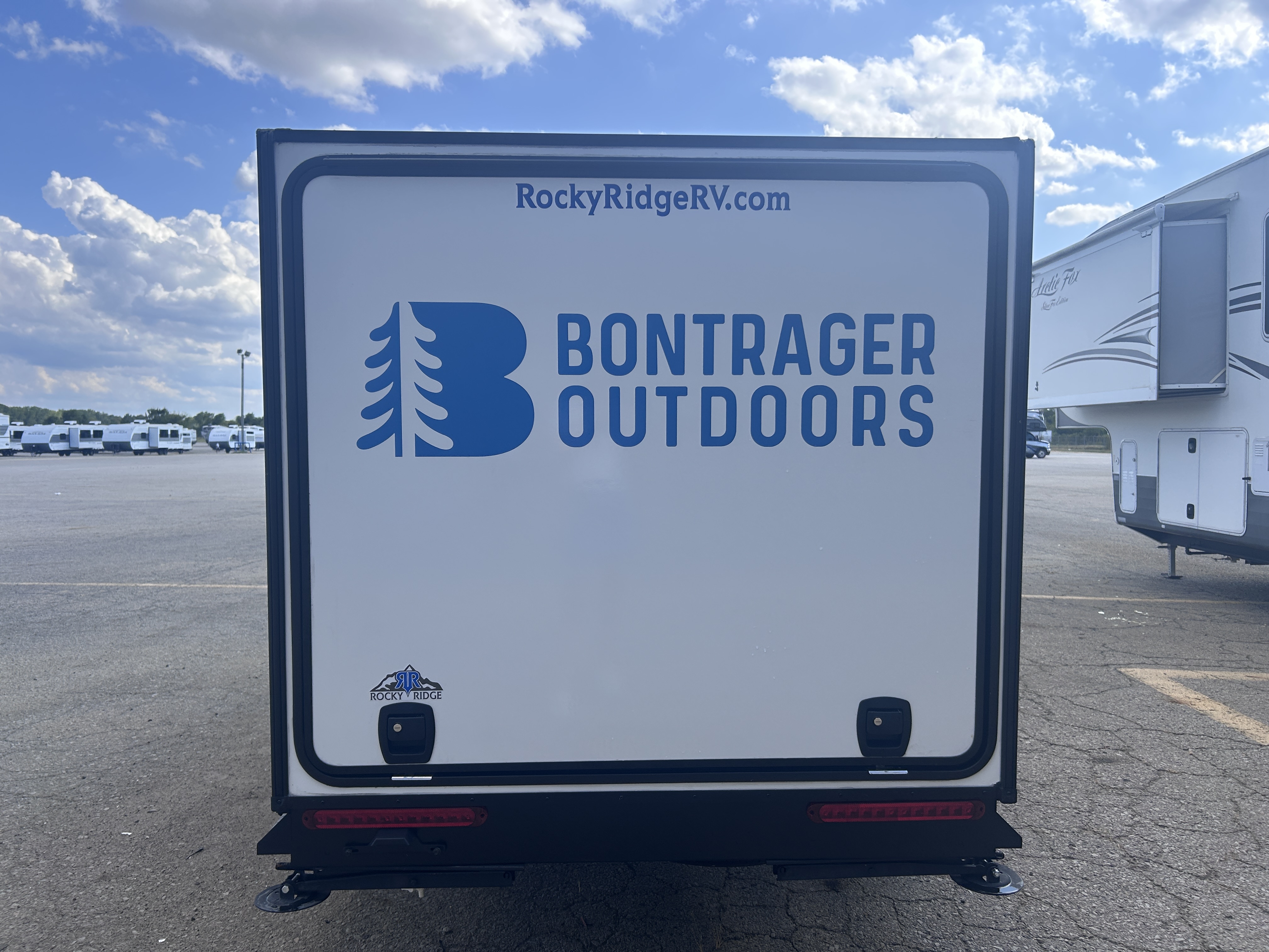 2025 BONTRAGER OUTDOORS COMPACT 12ROK - Image 7