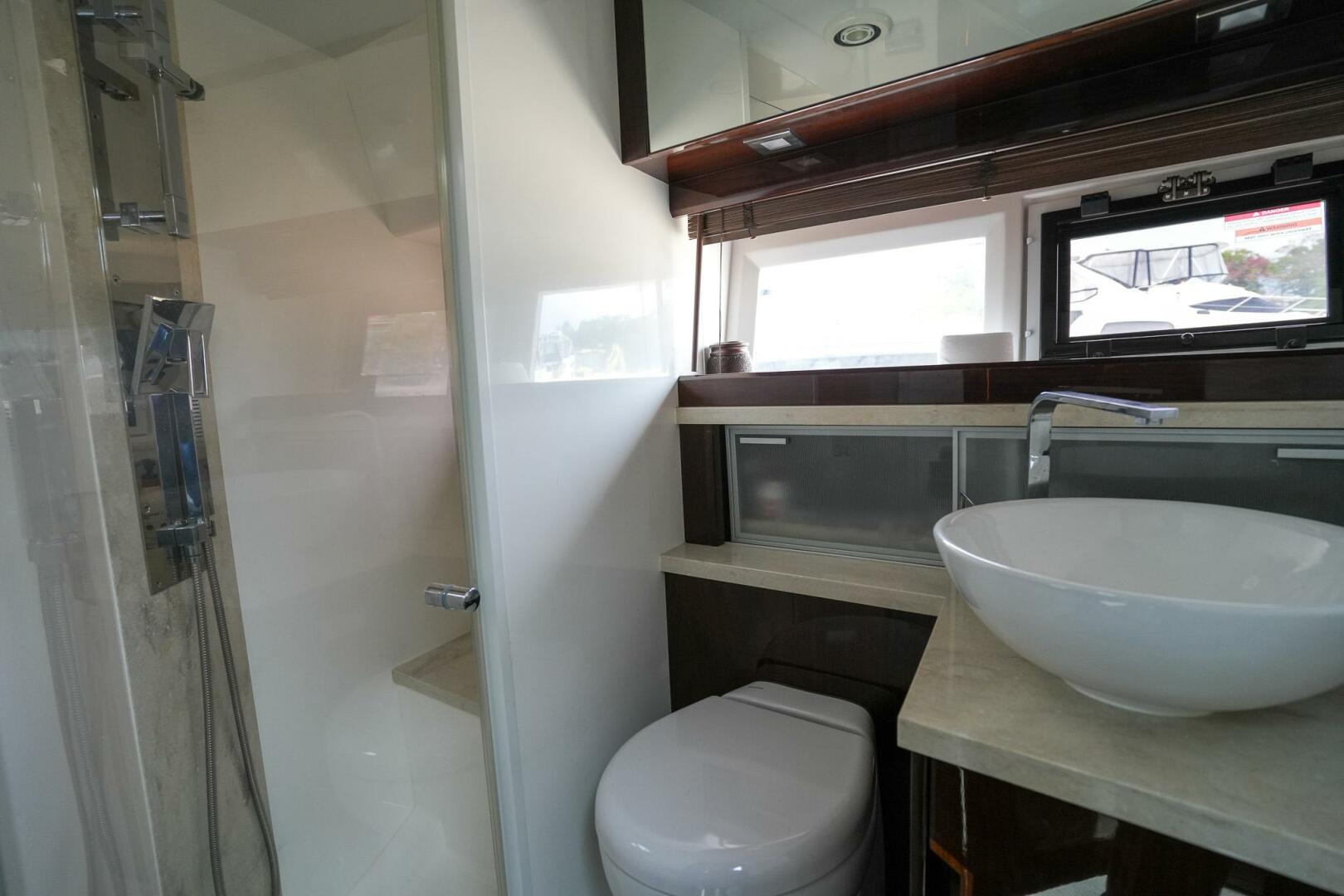 2017 Galeon 43 SKY Base - Image 41