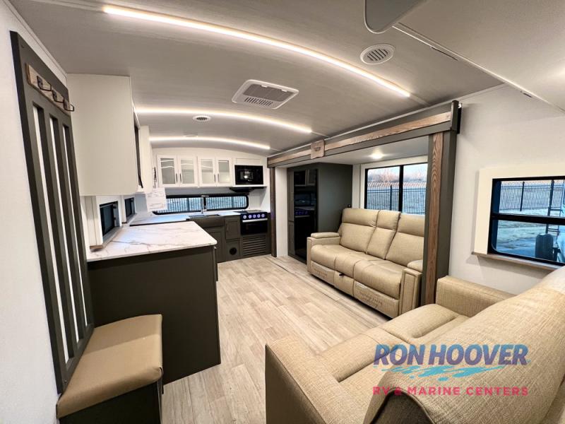2025 KEYSTONE 270RKS - Image 33