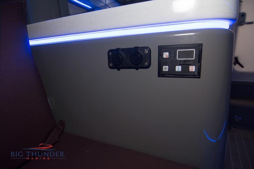 2019 Donzi 41 GT - Image 45