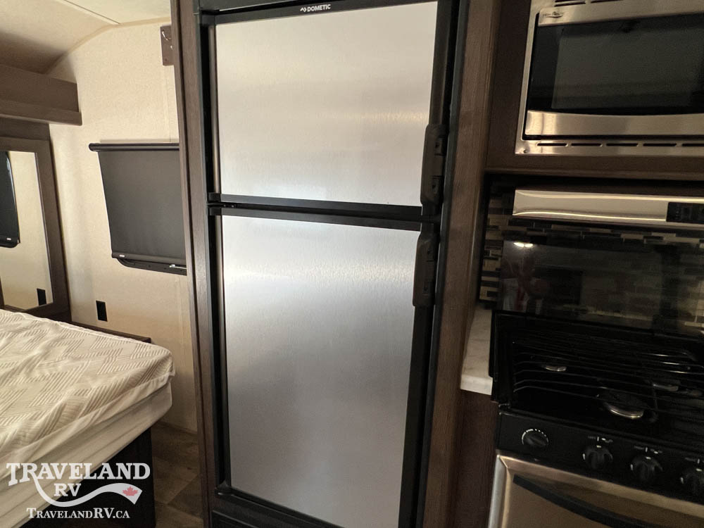 2018 Forest River Wildwood X-Lite West 210RBXL - Image 15