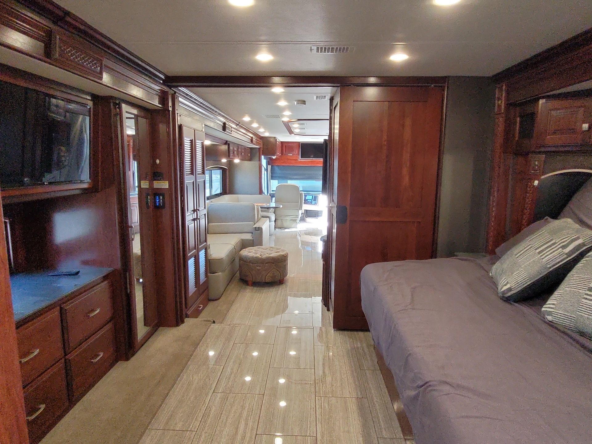 2017 Holiday Rambler Endeavor XE 38K - Image 30