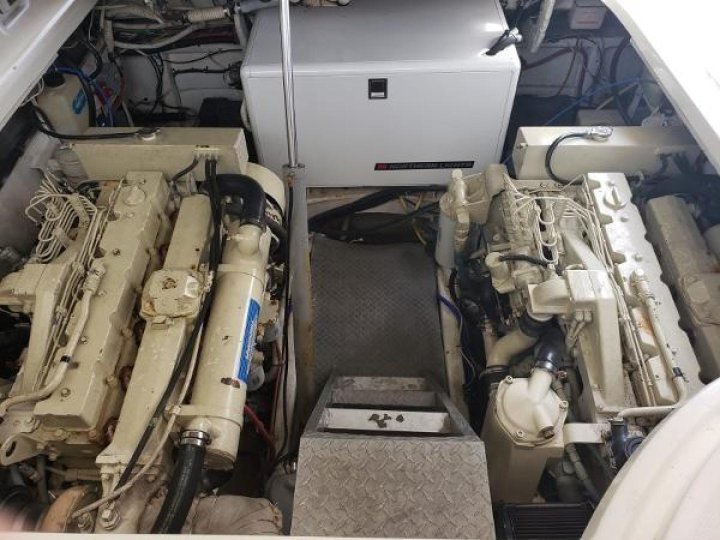2002 Maxum 4200 SCR - Image 34