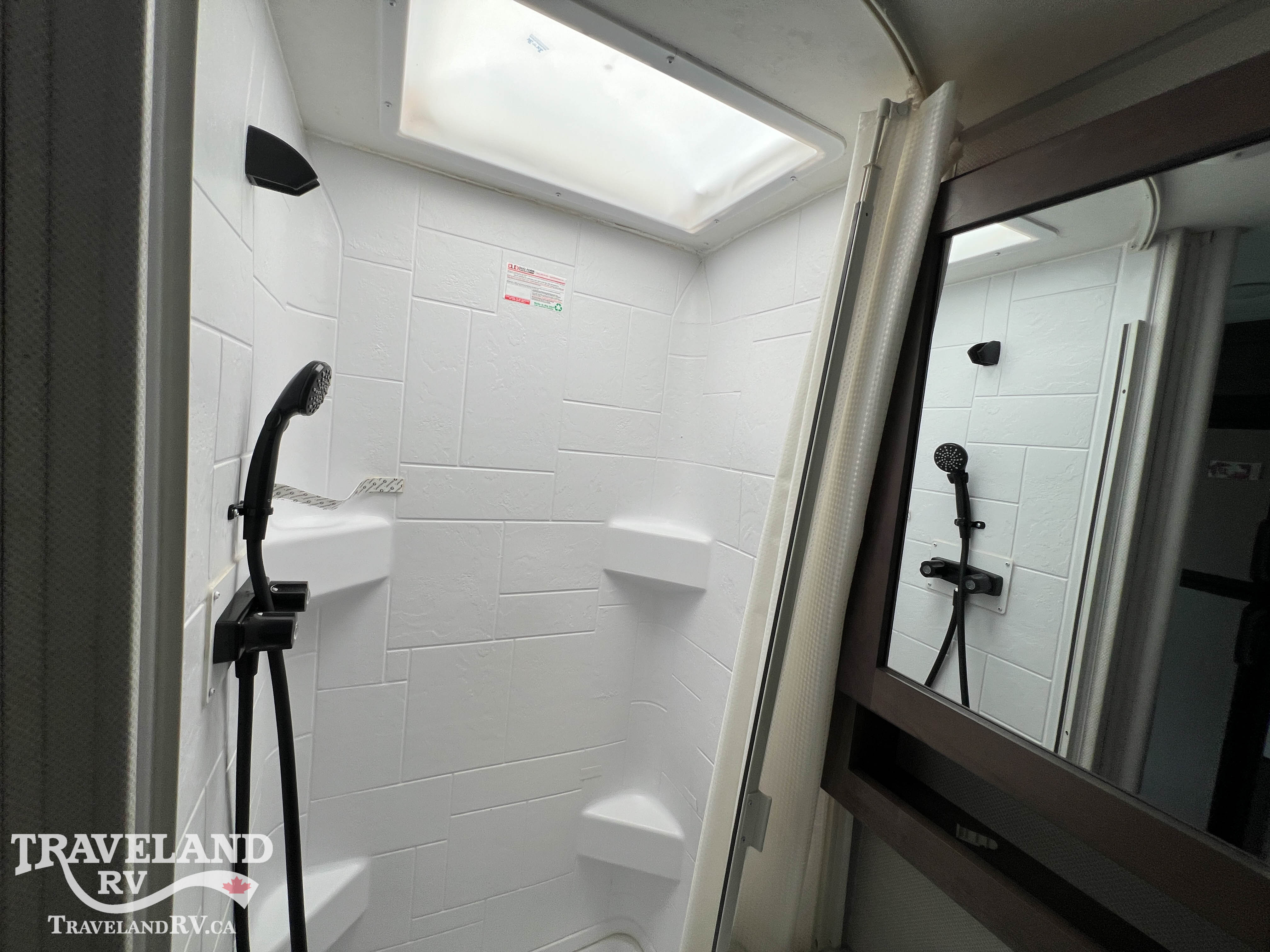 2020 FOREST RIVER NOBO 19.1 - Image 22