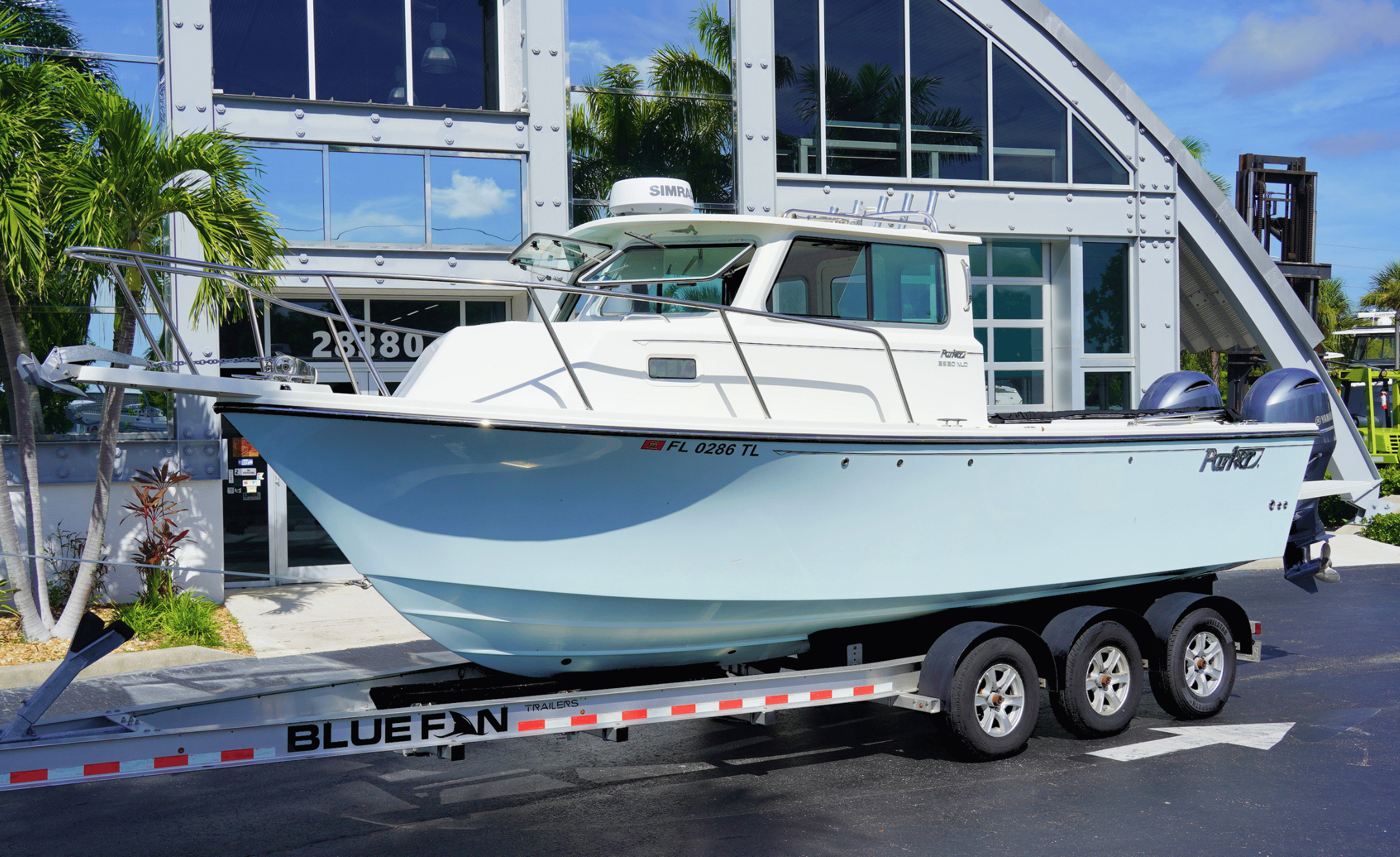 2023 PARKER 2520 XLD - Image 2