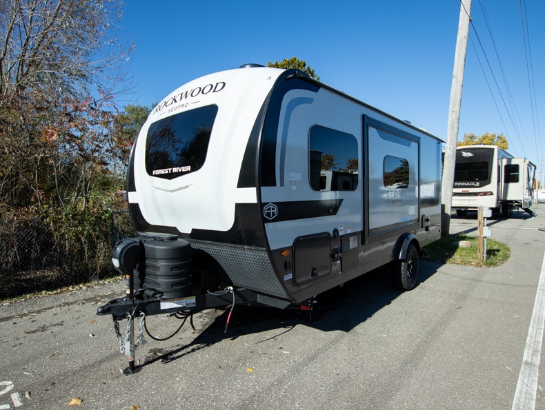 2026 Forest River Rockwood Geo Pro 19FBS - Image 4