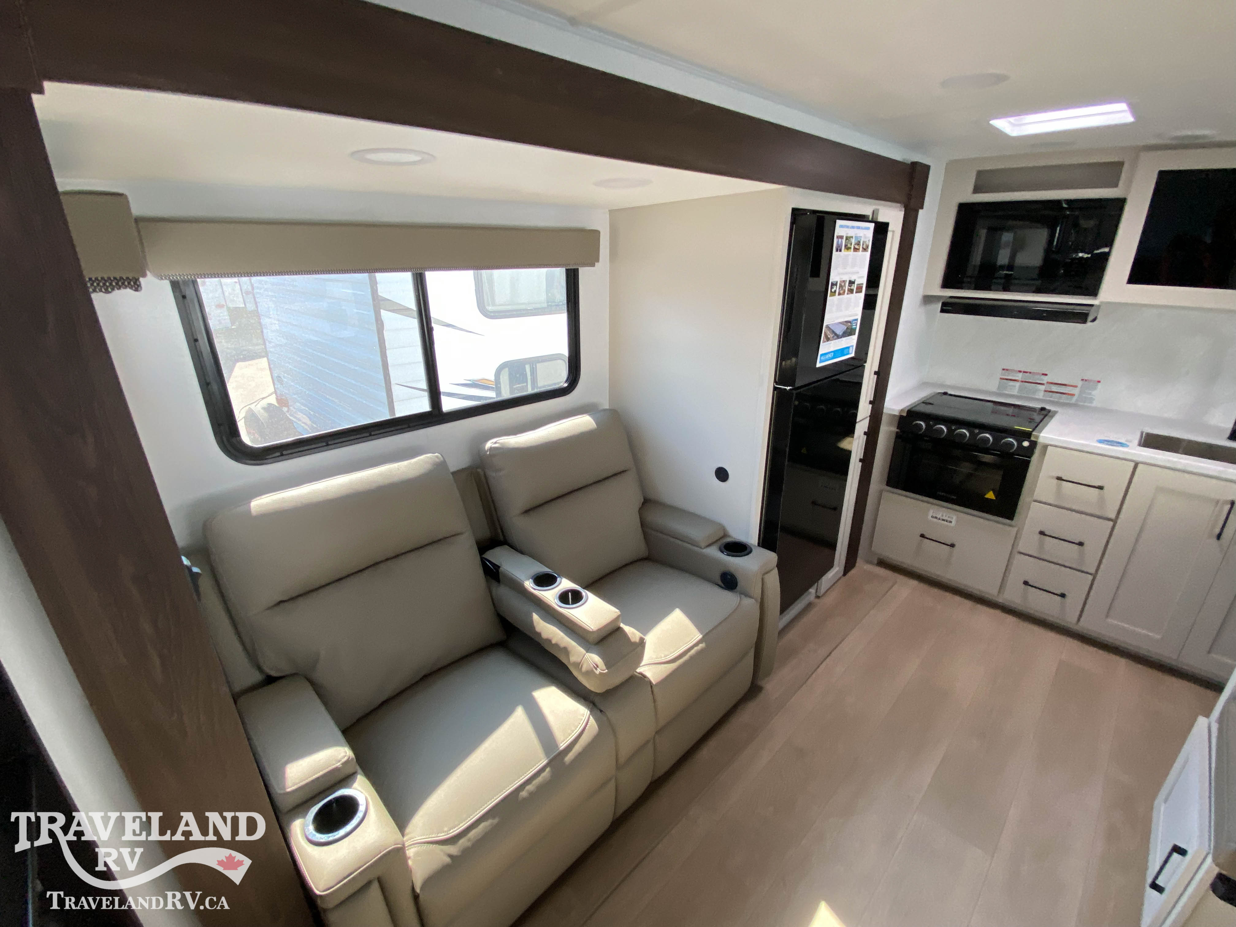 2027 Alliance RV DELTA ULTRA LITE BH255 - Image 10