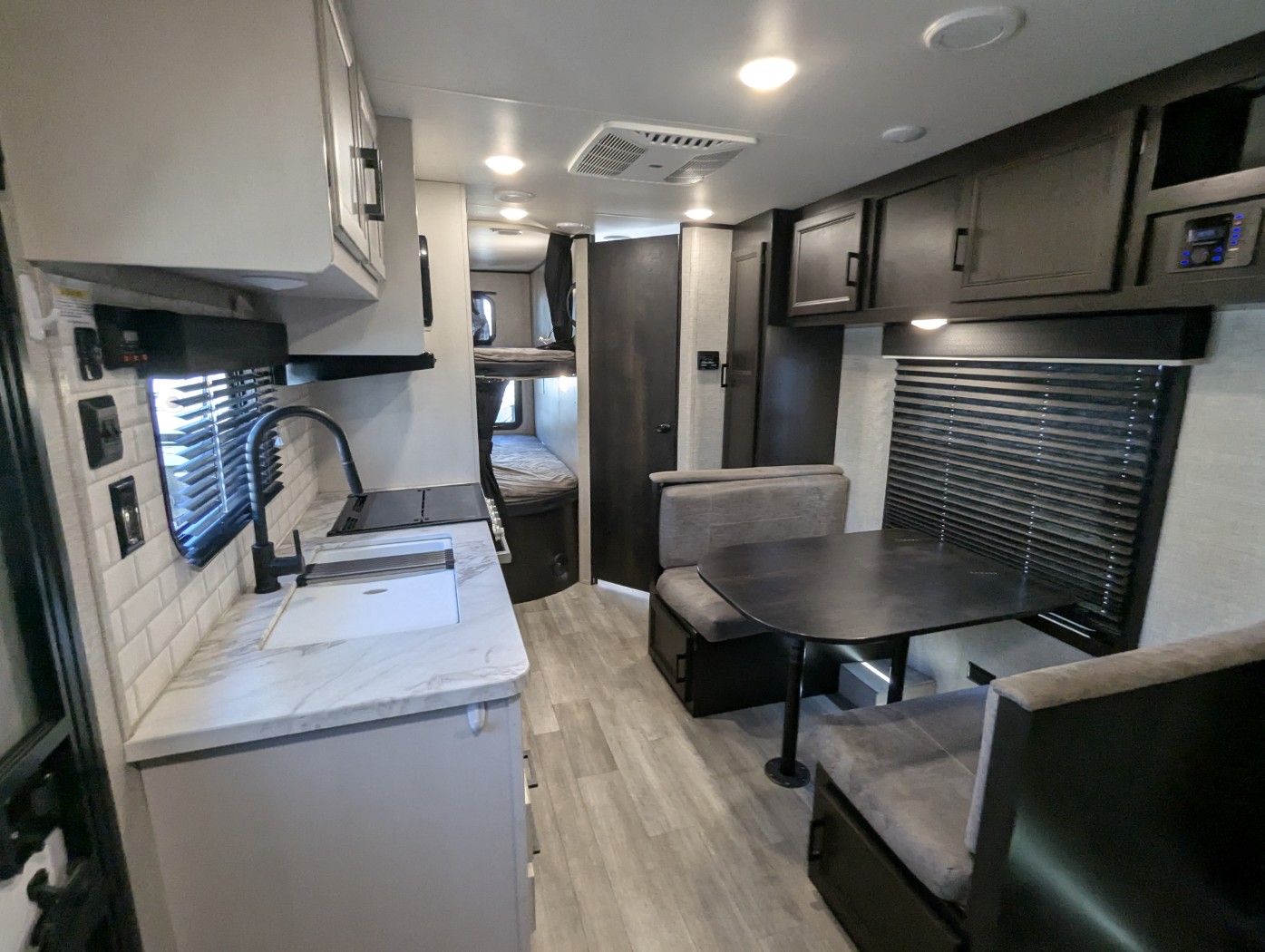 2023 Jayco Jay Flight 224BHW - Image 9