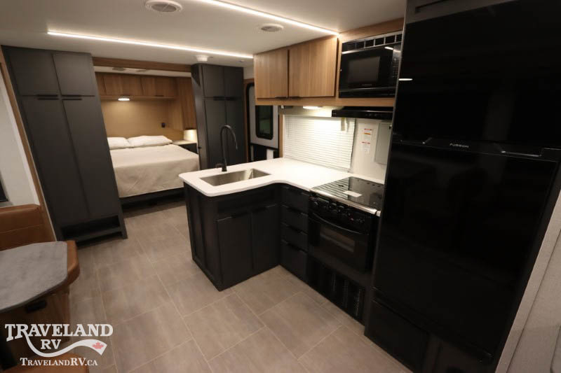 2025 Heartland Corterra 33.3BH - Image 17