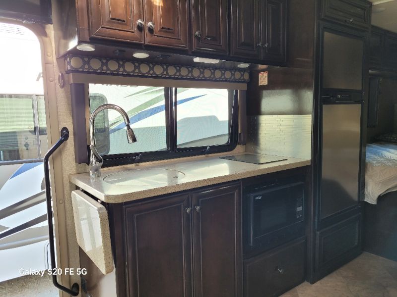 2018 Thor Motor Coach Citation Sprinter 24SJ - Image 8
