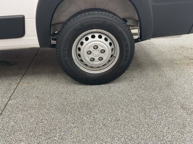 2025 Ram ProMaster Cargo Van Tradesman - Image 12