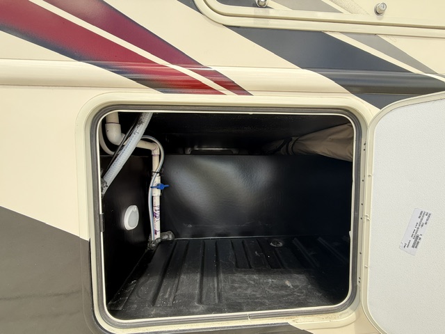 2023 Thor Motor Coach Windsport 31C - Image 5