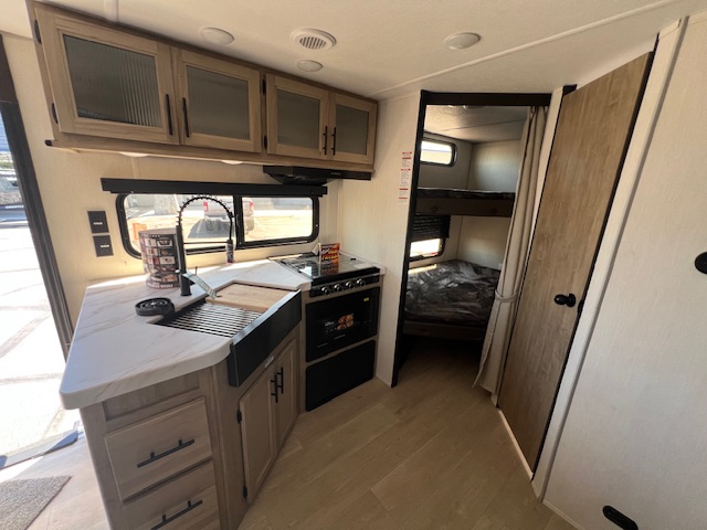 2026 CHEROKEE GREY WOLF 23MS - Image 21